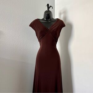 Elegant minimalist dark brown dress 🤎